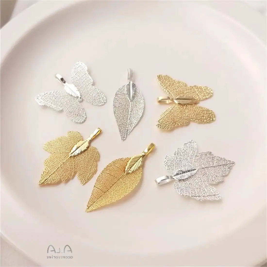 

Natural Leaves Gold-plated Bag Silver Buttonwood Leaf Butterfly Pendant Handmade Diy Necklace Pendant Earrings C393