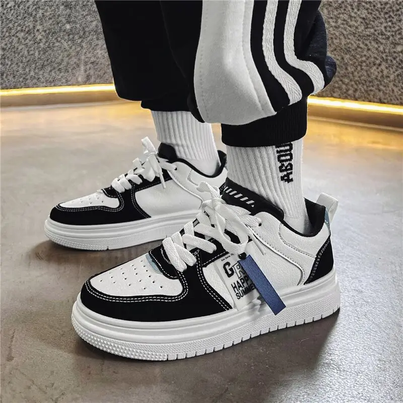 

Белые повседневные кроссовки для мальчиков, весна-осень 2026, спортивная обувь для мальчиков, легкая удобная универсальная обувь для больших детей, студенческая обувь для скейтбординга