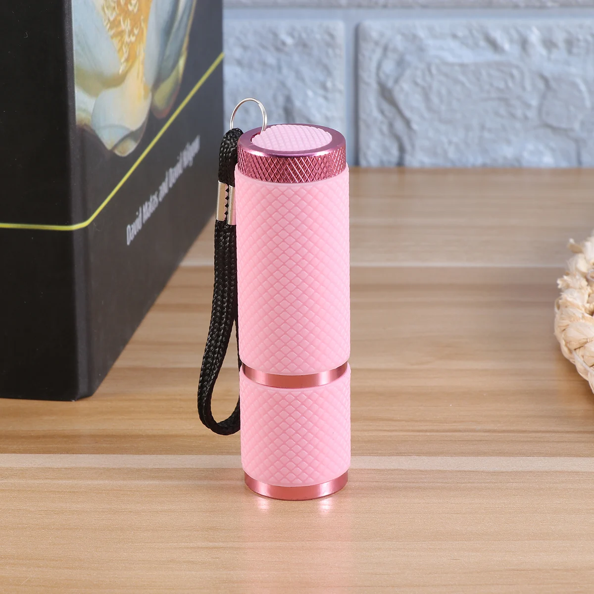 9 مصباح يدوي الشعلة ضوء الأشعة فوق البنفسجية سبائك الألومنيوم كشف المال المحمولة النشاط في الهواء الطلق الصيد ركوب الدراجات تسلق