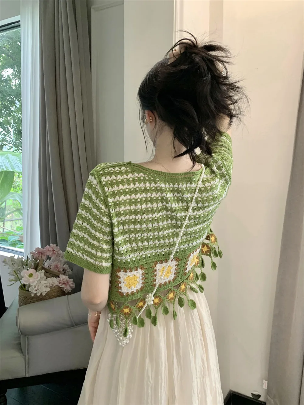 Summer suit Bohemian retro tassel hollow design sense contrast color sweater short sleeve top with overskirt female.