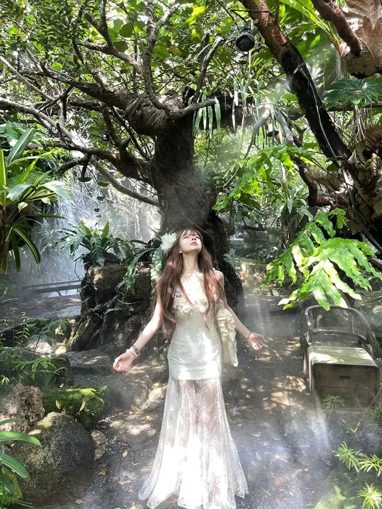 ชุดเดรสผู้หญิง สไตล์เรียบหรู สำหรับฤดูใบไม้ร่วง ผ้าทวีด ลายตารางสีตัดต่อ คอเต่าครึ่งตัว แต่งผ้าแบบแพทช์เวิร์ค ทรงเอไลน์ สีขาว เหมาะสำหรับงานรับปริญญาและใส่ทำงาน