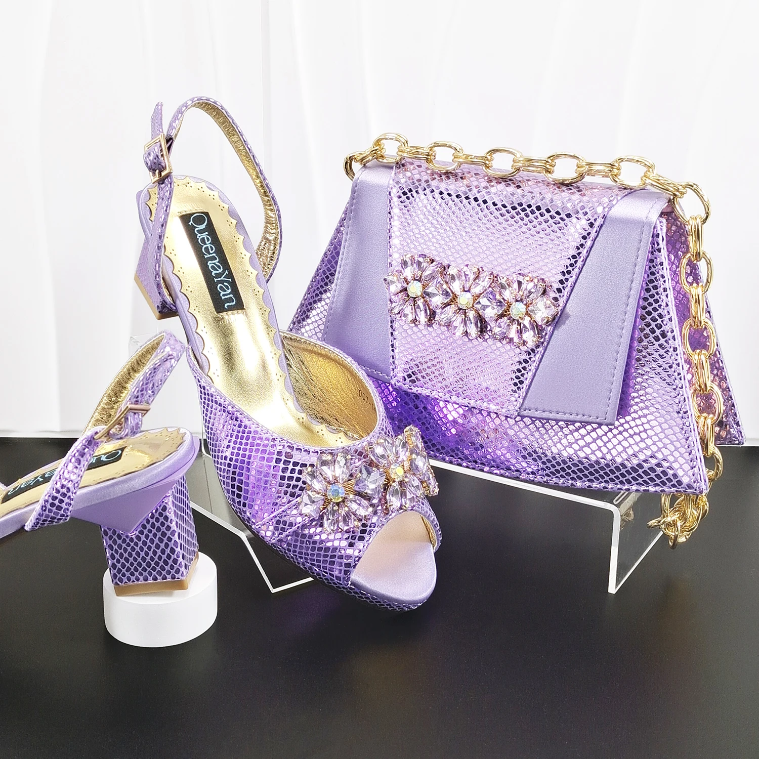Attractive Bigger Size Rhinestone Peep Toe High Heels With Bag for Women Heel Italian Design Sandals with Matching Handbag Set