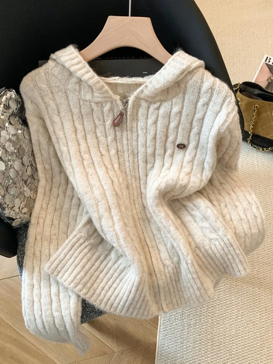 

Мягкий уютный женский вязаный кардиган на молнии с капюшоном в корейском стиле, приталенный, с длинными рукавами, утепленный, зимняя верхняя одежда