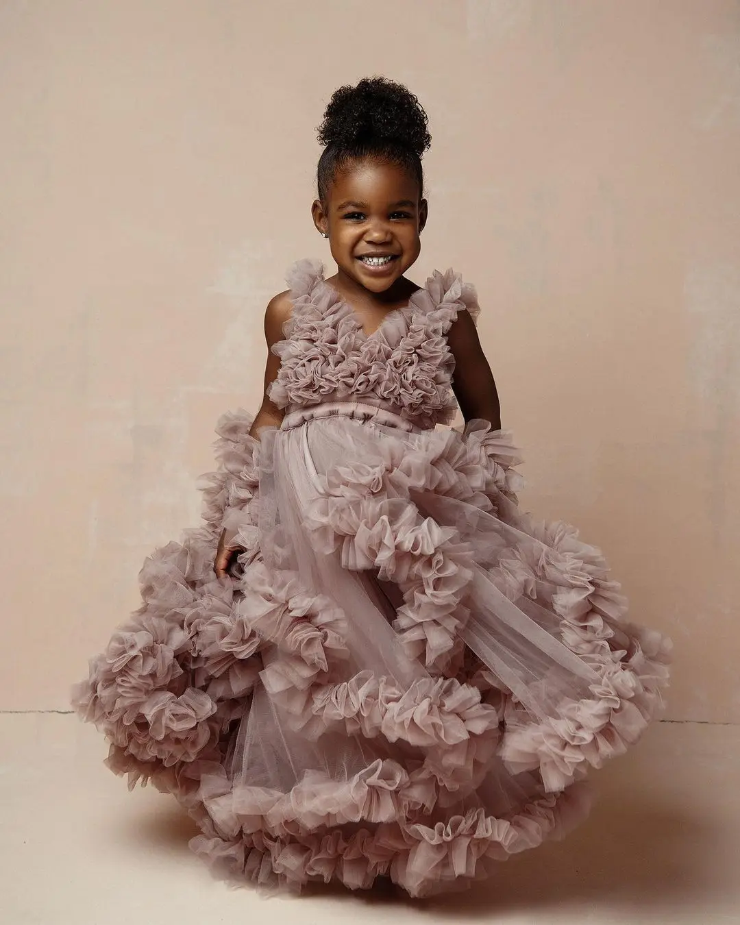 custom Dusty Pink Ruffled Tulle Maternity Dress Mom and Daughter Photoshoot Gown Corset Pregnancy Photography Dresses #18724