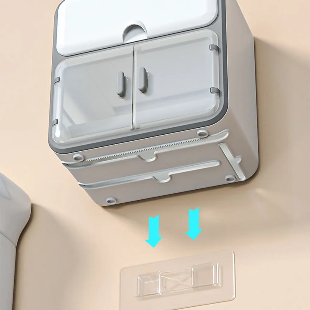 대용량 투명하고 보이는 욕실 보관 상자 투명하고 보입니다. 상자에는 연한 물색이 있습니다.