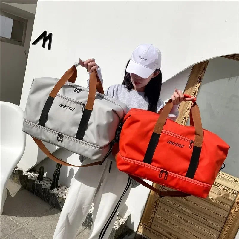 Fashion Travel Bags For Women Large Capacity Men's Sports bag Waterproof Weekend Female Messenger Bag Dry And Wet