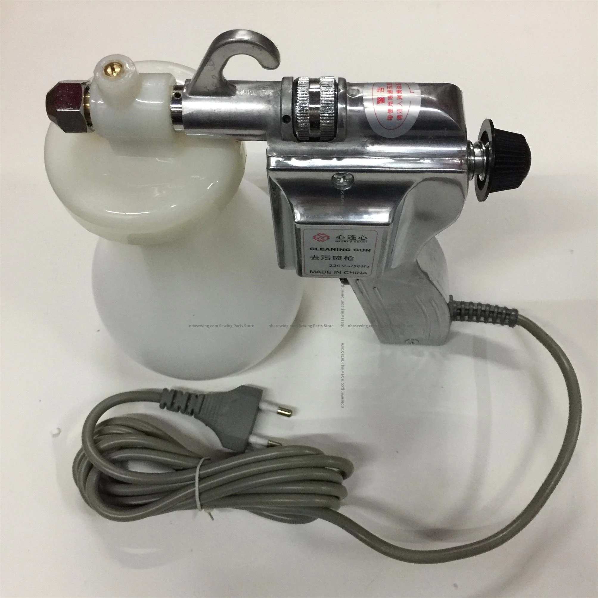 1PCS Textile Cleaning Gun 220v 40w Clothing Spray Gun High Pressure Oil Removing Decontamination Spray Gun Cleaner