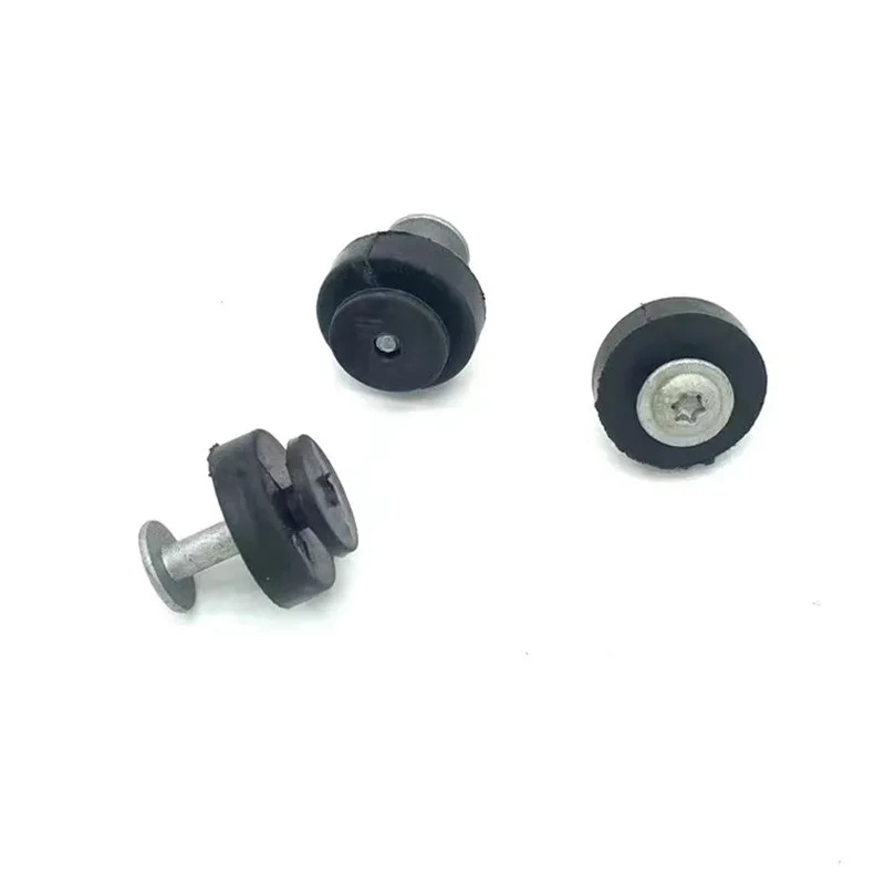 3 pieces For CNHTC SINOTRUK SITRAK C7H G7 Bumper Corner Trim Panel Installation Screw Pad Original Accessories