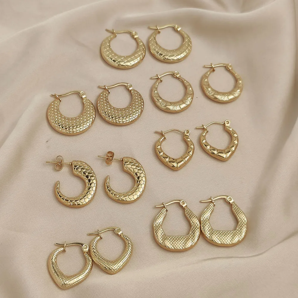 7 pcs Stainless Steel Gold Textured Hoop Earrings Multi Style Hammered C Shape Earring Set for Women