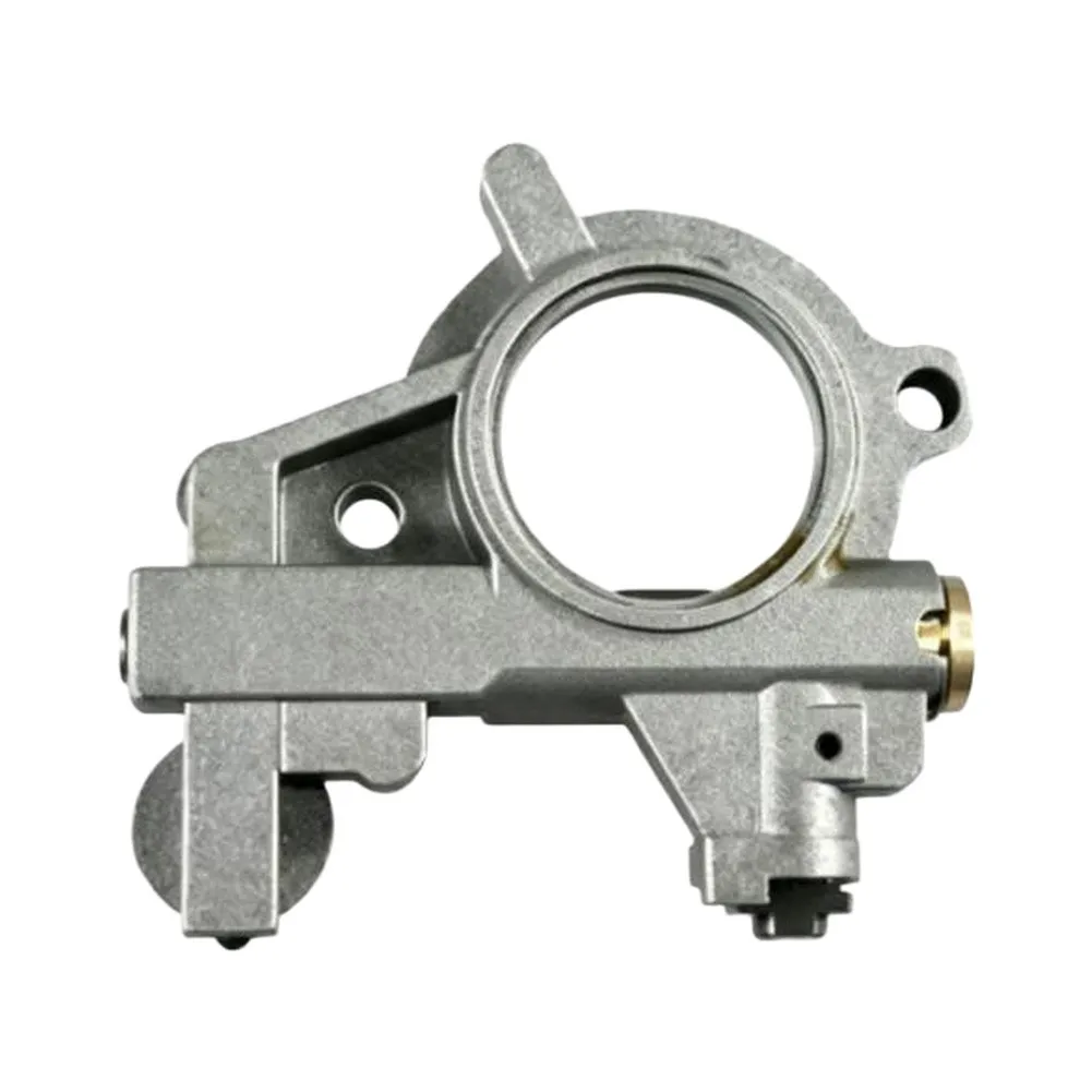 Metal Oil Pump Nozzle 1135 647 0460 For MS341 MS361 MS362 For Chainsaw Lubrication System Replacement Part Silver