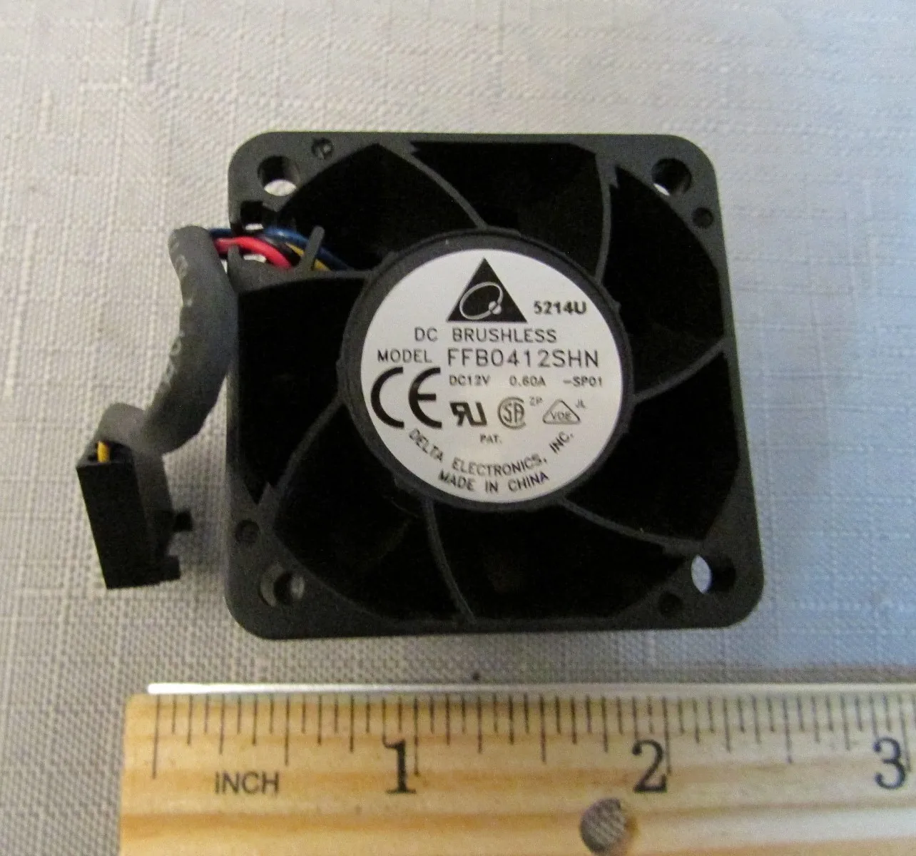 

ДЛЯ Delta FFB0412SHN DC 12 В 0,60 А 40x28 мм Корпус серверного инвертора Осевой вентилятор охлаждения ШИМ-