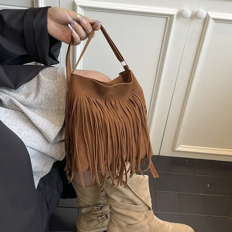 

Trendy Shoulder Bag Women Tassel Accent Crossbody Purse Fashion Casual Chic Handbag