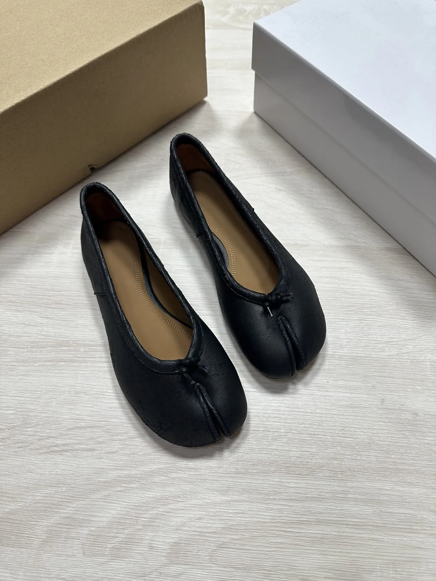 

Women's Tabi Ballerina Flats Split-toe Knotted Bow Shoes