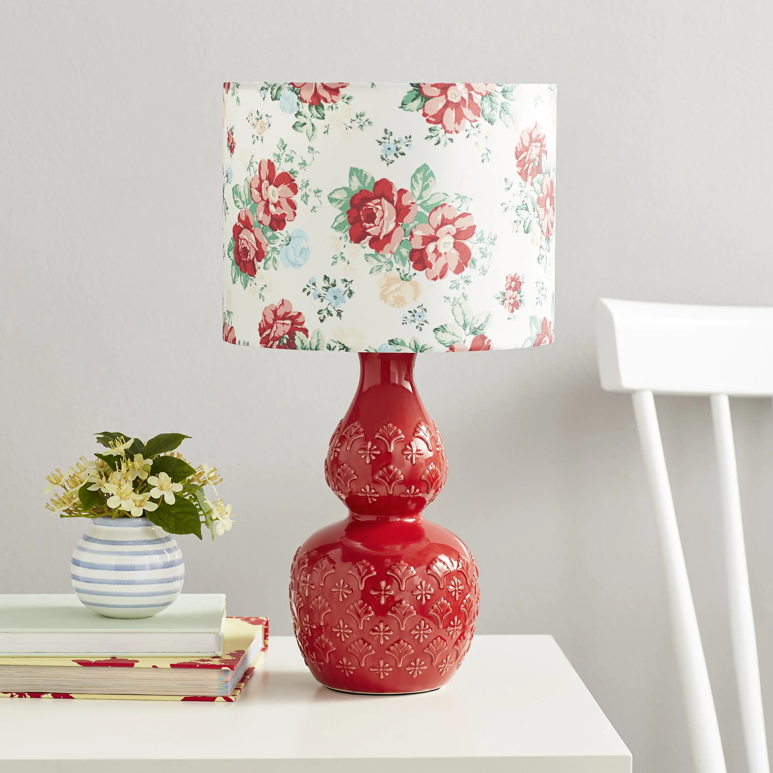 

Vintage Floral Table Lamp, Red Finish