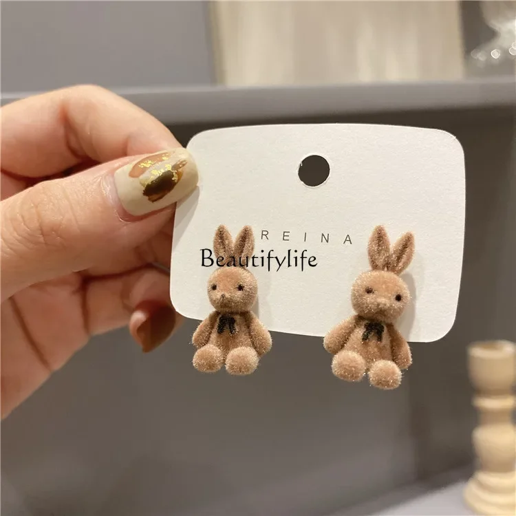 

Autumn and winter plush earrings temperament girl sweet and cute flocked bunny earrings