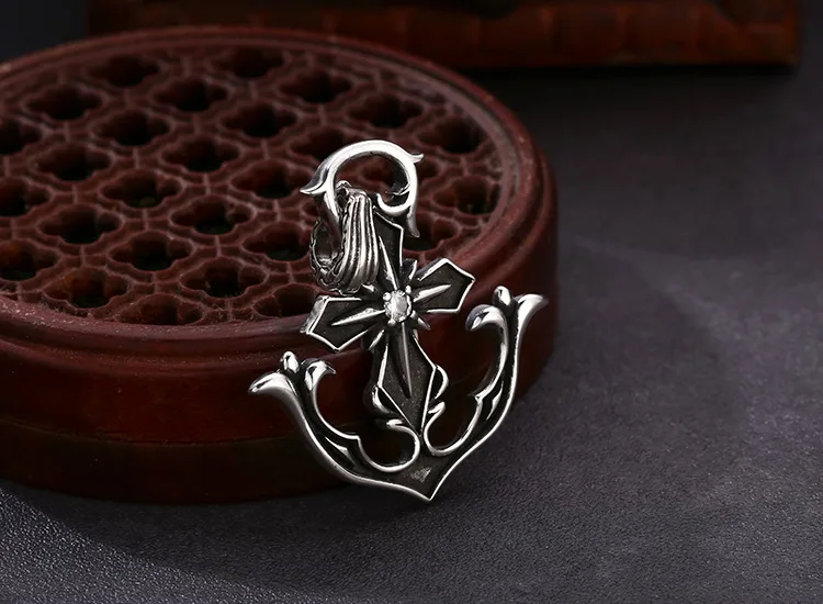 Wholesale 925 sterling silver pendant Seiko ship anchor cross flower with zircon pendant Thai silver vintage fashion jewelry