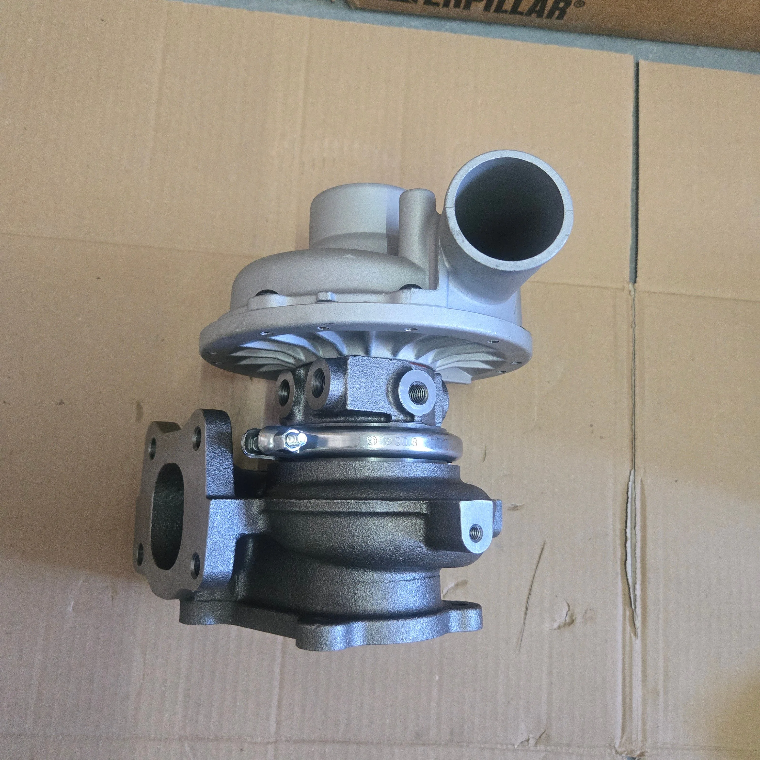 

New Turbo Core Assembly with Titanium Compressor Wheel for 4HK1 Engine Turbocharger