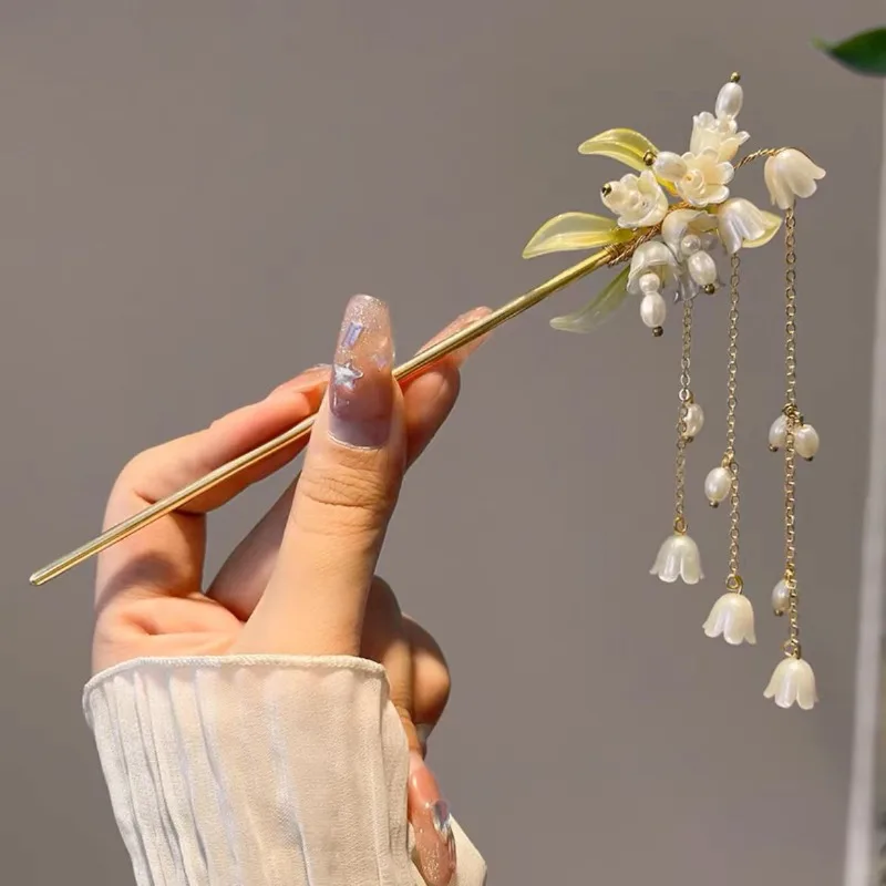 

Elegant Lily of the Valley Hairpin – Gold Stick with Pearl Tassel, Fresh Chinese Style Jewelry for Women