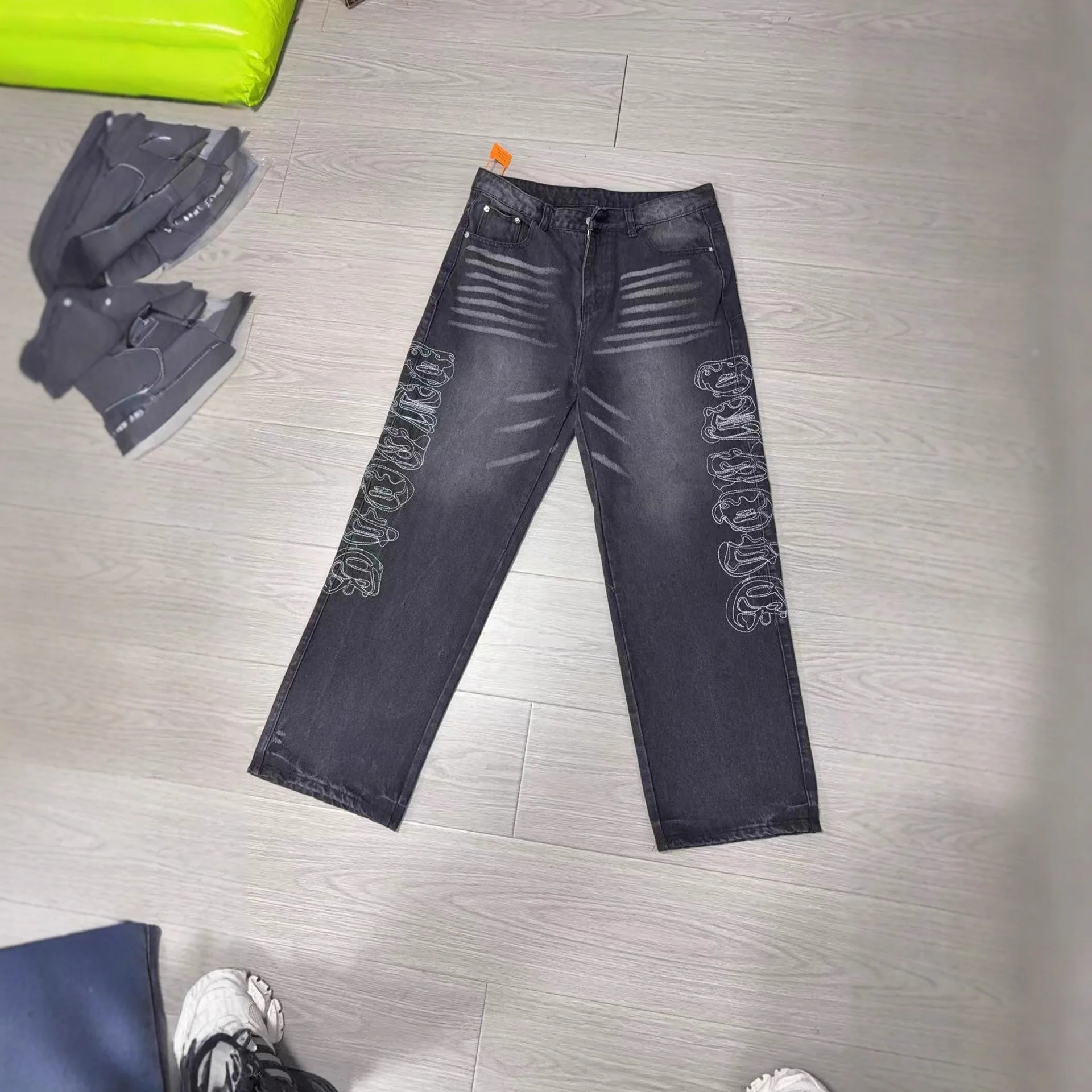 

Men's Slim Fit Painted Ripped Denim Jeans Witorm Brand Casual Straight Leg Jeans Middle Waist Button Opening Other Material