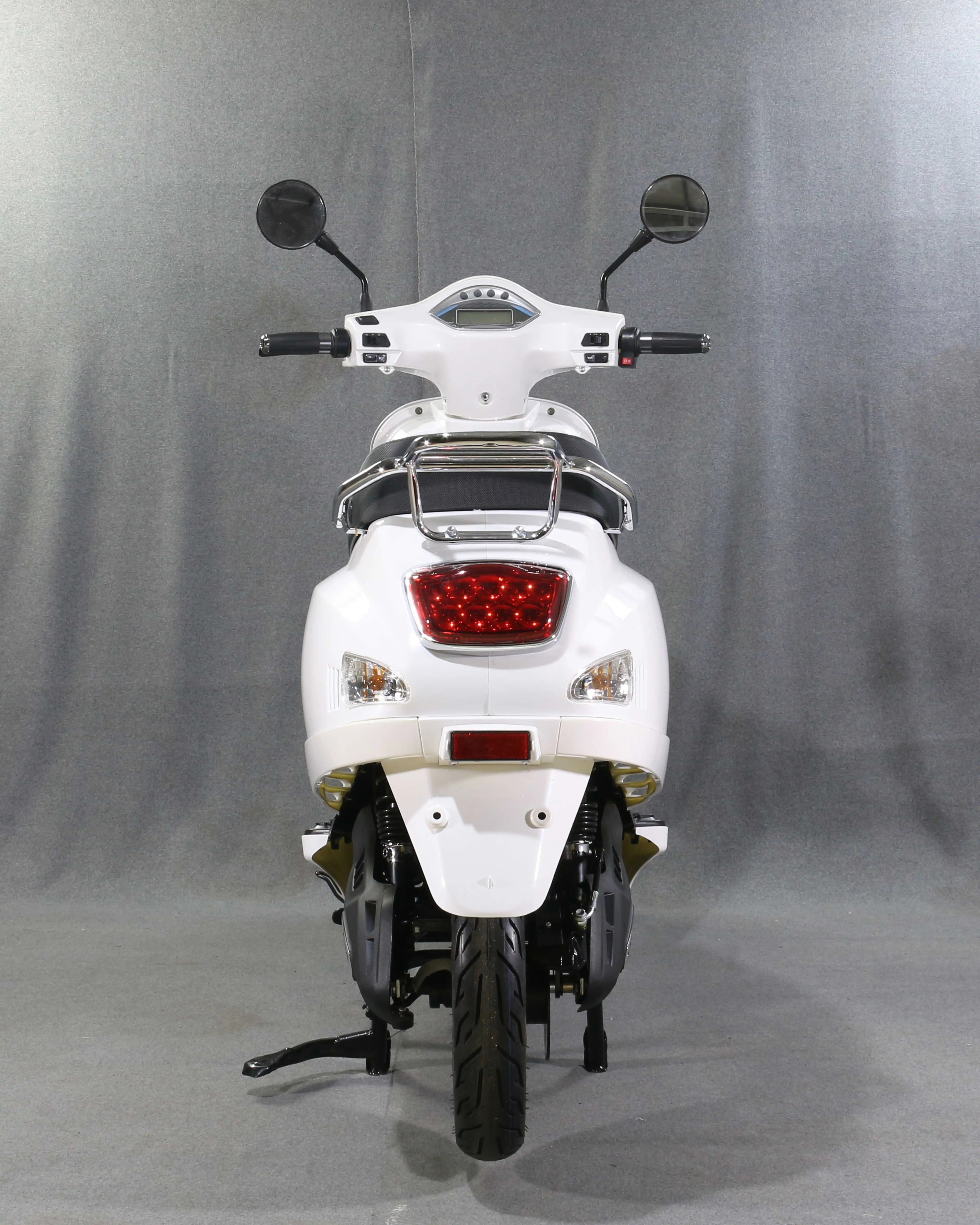 High-speed 1000-watt Adult Electric Motorcycle with a Cheap Brushless Motor Directly Sourced From a Chinese Manufacturer
