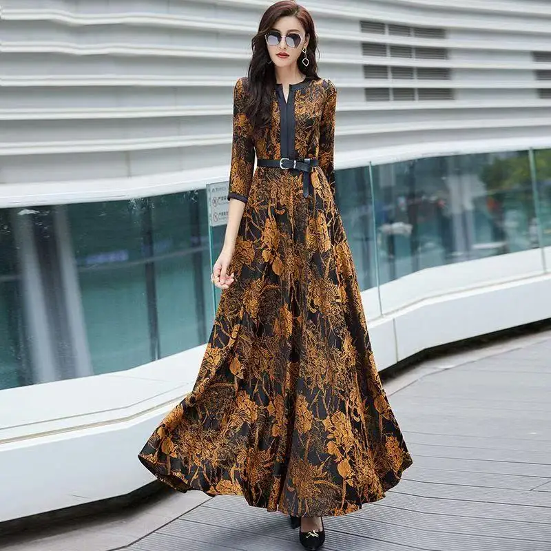 Long Sleeved Dress For Women Dresses 2025 New Female V-neck Print Dress That Reaches The Feet And Is Nude Dress