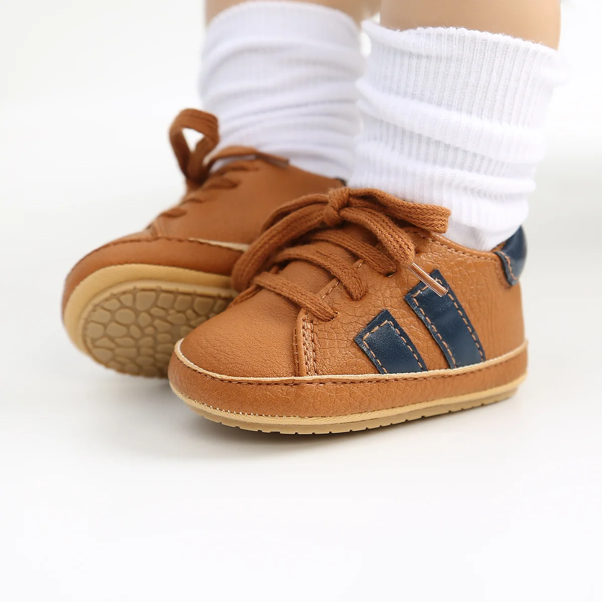 Yibubu Baby Shoes Soft Soled Non-slip Toddler Shoes Outdoor Sports Shoes For Kids Fashion Line Design Simple And Generous