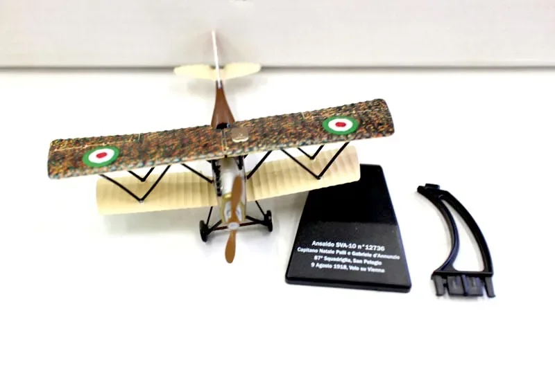 rare  1 / 72 Italian Air Force  SVA 10 reconnaissance aircraft  Biplane fighter  Alloy collection model