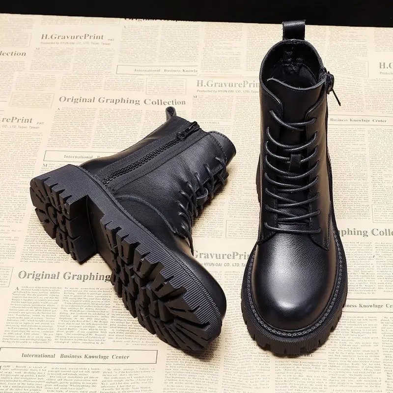 

Женские сапоги в британском стиле. Новинка осени и зимы 2021. Короткие сапоги на толстой подошве и короткие плюшевые сапоги.