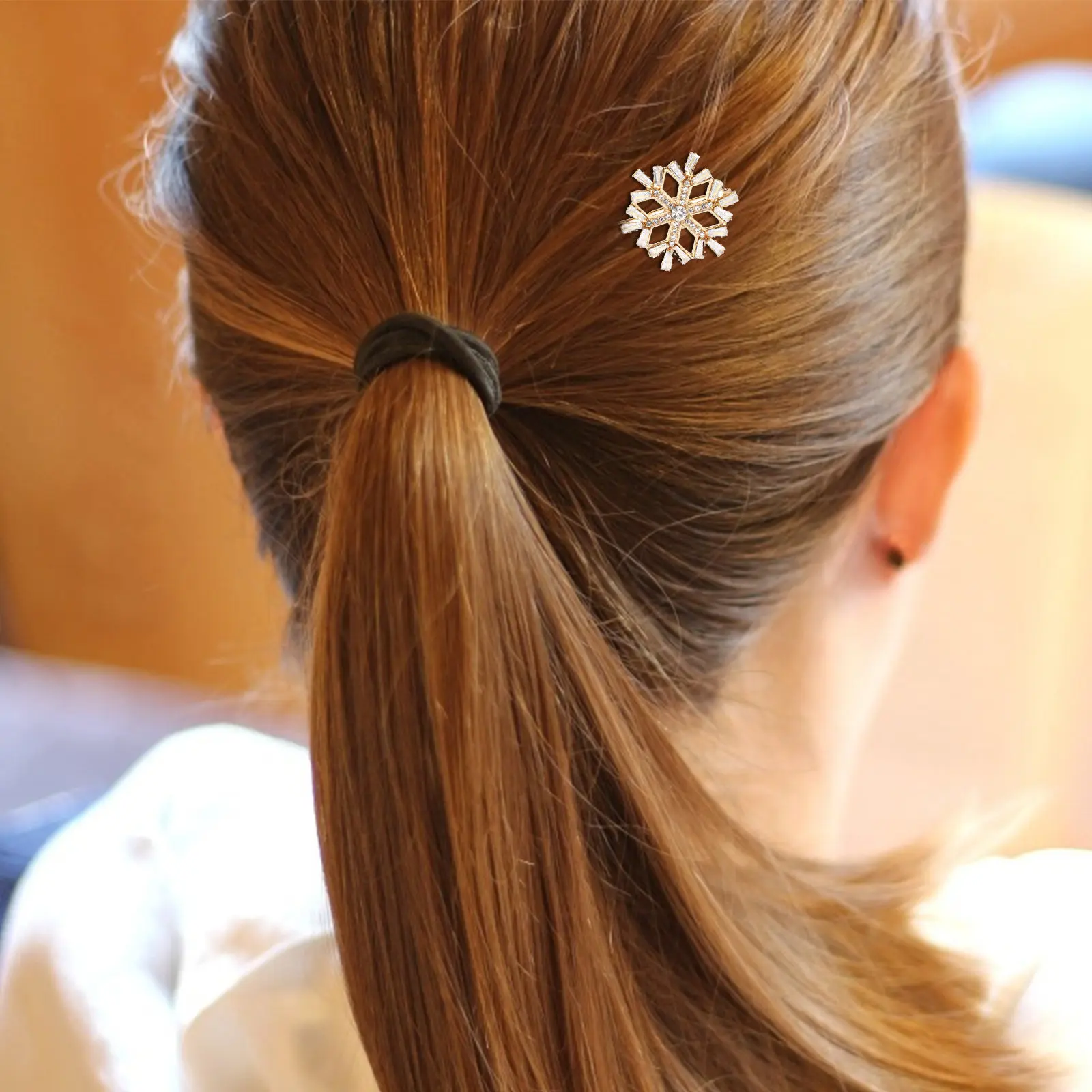 

4Pcs Snowflake Hairpin Christmas Hair Clip Set Beautiful Holiday Hair Accessories for Wife Daughter Girlfriend Festive Gift Idea
