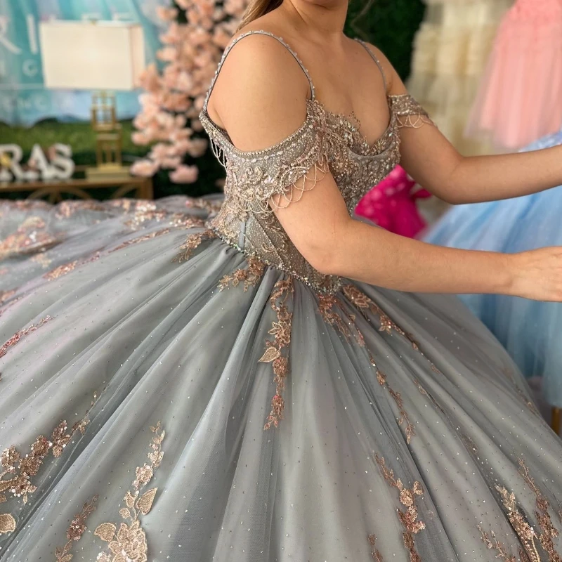 Синее бальное платье с кисточками и бисером, платье Quinceanera, спагетти, расшитые блестками, аппликации, кружево, тюль, сладкий 16, Vestidos De 15 Años