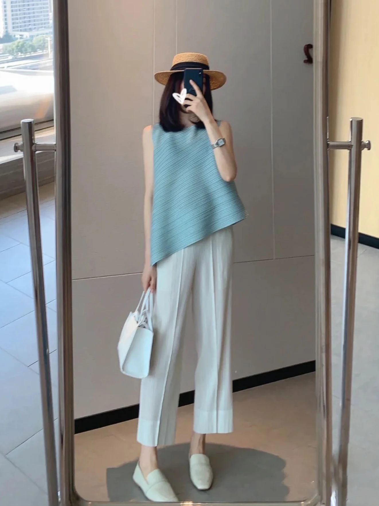 

Women's Folded Hem Nine-Tenths Spring Summer Thin Pleated Casual Pants Slim Straight Leg Pants All-Match Natural Waist