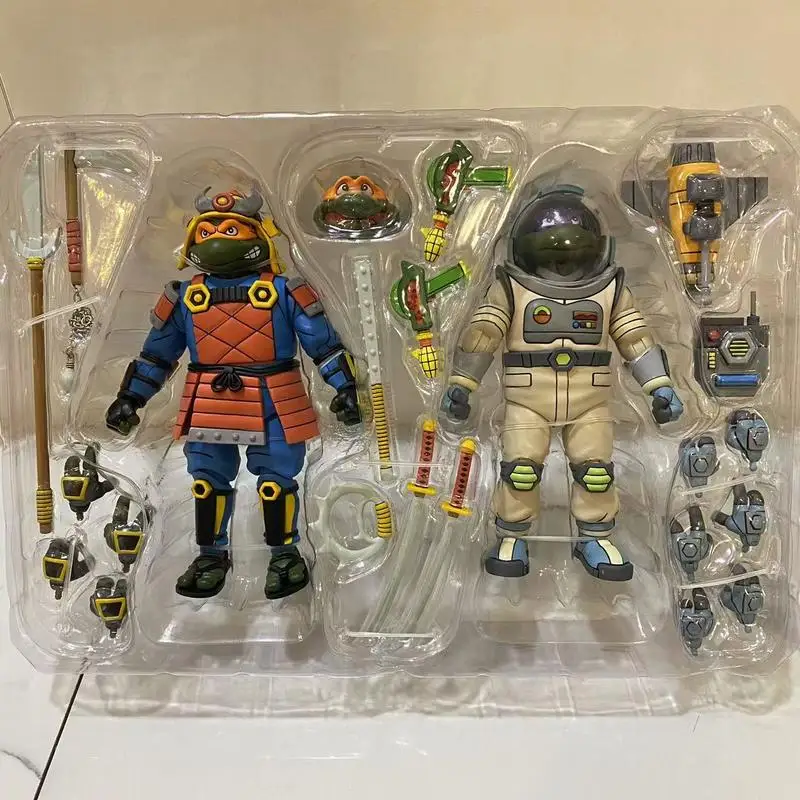 NECA 54345 Teenage Mutant Ninja Turtle Action Figures TMNT Samurai Adventure Michelangelo vs Space Adventure Donatello Model