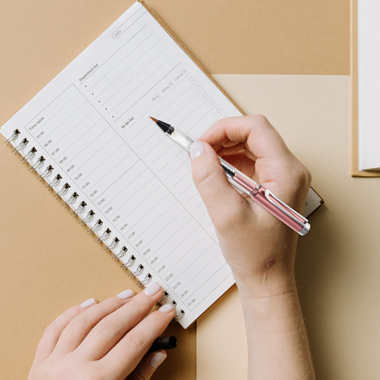 

1Pcs Refillable Watercolor Brush Pen with Steel Tip Calligraphy Pen for Drawing Painting Writing Smooth Non-Shedding Nylon Hair