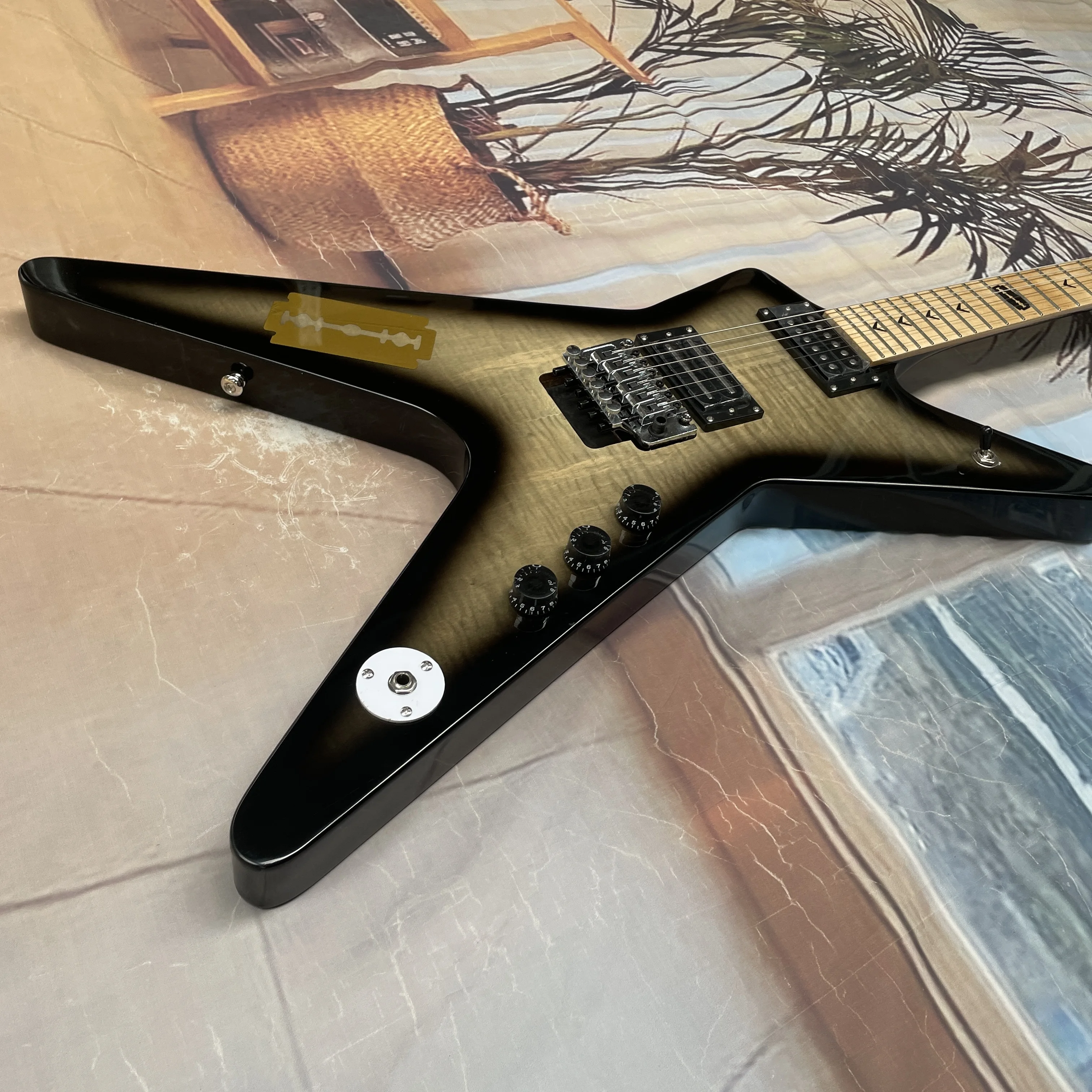 6-string electric guitar gradient smoked finish,tiger-stripe veneer,natural maple fretboardguitars,and metal enthusiast guitarra view 4