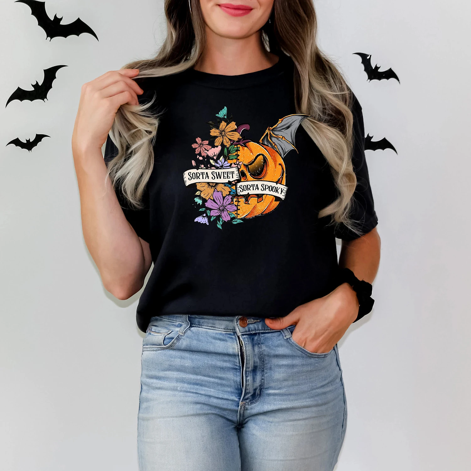 Cute Cartoon Wildflower Bat Pumpkin Skull Print Female Shirt Sorta Sweet Sorta Spooky Slogan Women T-shirt Trend Halloween Tee