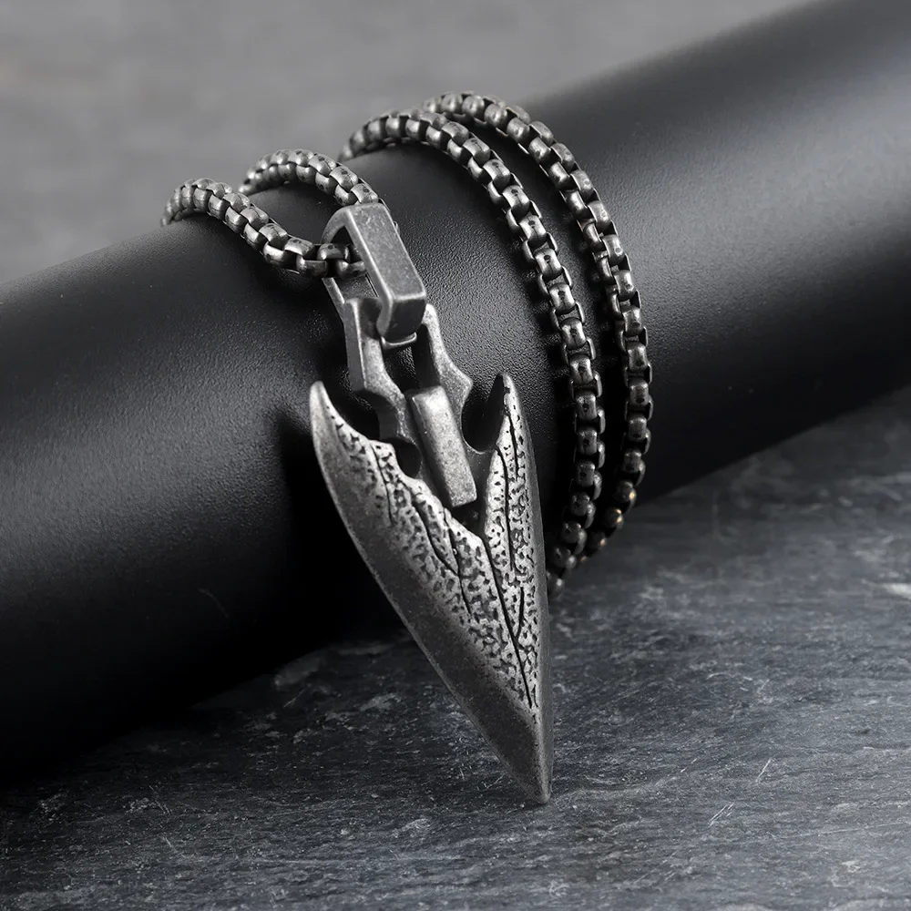 Celtic Weapon Spear Pendant Necklace Men\\\\'s Punk Retro Nordic Mythology Hip Hop Trend Jewelry