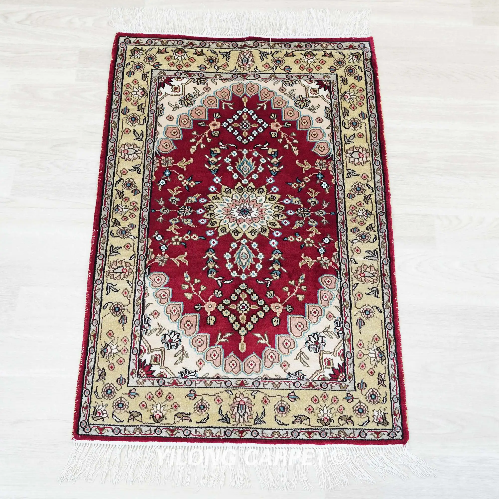 61x91cm Small Handmade Classic Silk Carpet Home Decor Pictorial Rug (YHW355B)