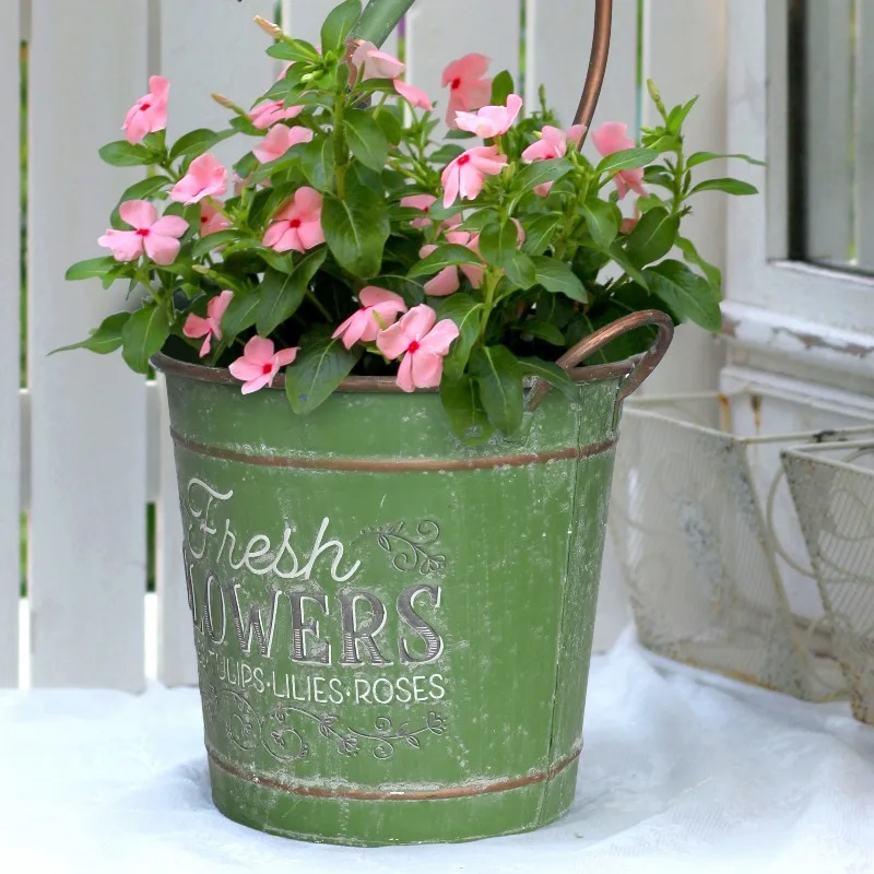 Retro Balcony Flower Pot, Iron Relief Plant Stand, Old Craft, Garden Pots, Courtyard Decoration, Creative Ornaments