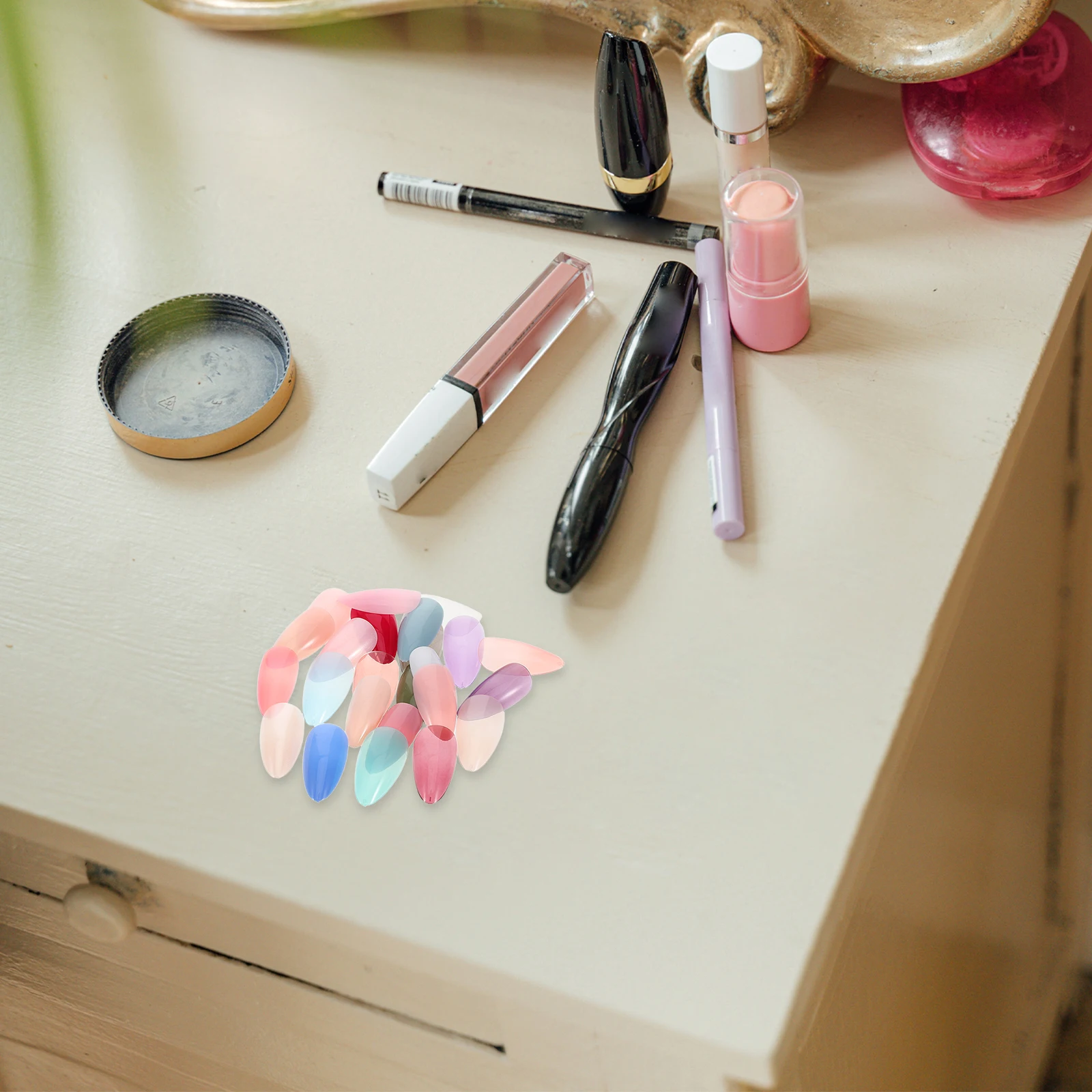 

Artificial Nails Set Short Fake Finger Nails Bulks Press On Nail Tips Compact Replaceable False Nail Kit For Women