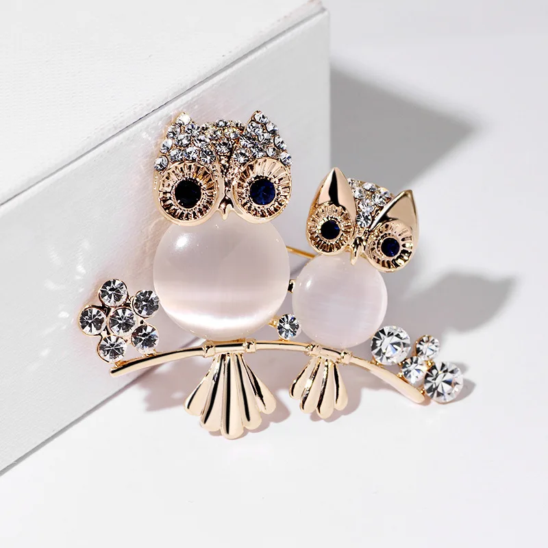 Factory Wholesale Rhinestone Inlaid Cat's Eye Crystal Owl Brooch Pin Versatile Suit Clothing Accessory Corsage