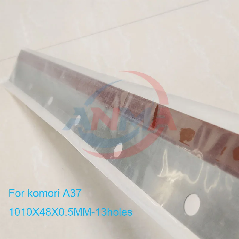 

Высококачественная полиуретановая лезвия для промывки Komori A37, 1010x48x0.5 мм, с 13 отверстиями, запчасти для печатных машин