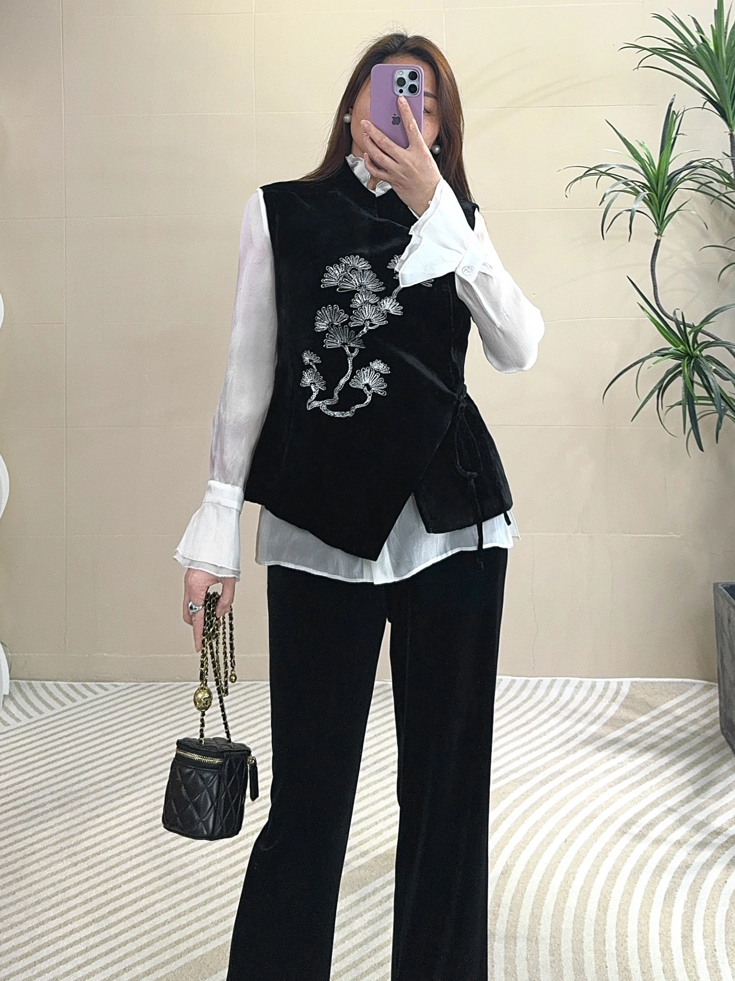 

Новый женский жилет в китайском стиле: универсальный, асимметричный, с вышивкой, из шелкового бархата, с поясом, традиционный, модный