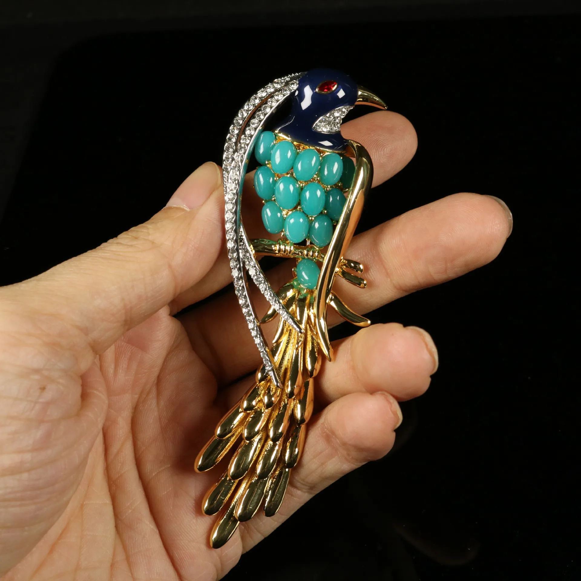 

Винтажная брошь в виде птицы на ветке, инкрустация эмалью и кристаллами, позолоченная булавка, художественная брошь Cottagecore для женщин, блейзер, пальто