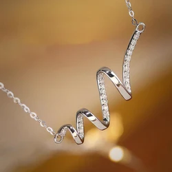 Huitan Trendy Wave Shaped Pendant Necklace Lady Engagement Accessories with Shiny Zirconia Chic Gold Color/Silver Color Jewelry