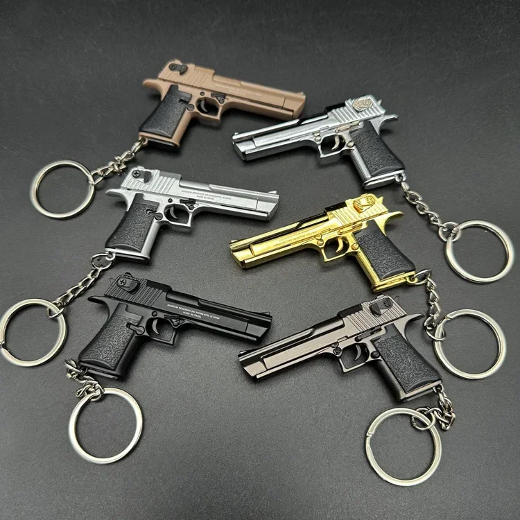 New Alloy 1:4 Desert Eagle Pistol Keychain Ring Fake Gun Detachable Assemble Toy Gun Shoulder Bag Accessories Christmas Gift