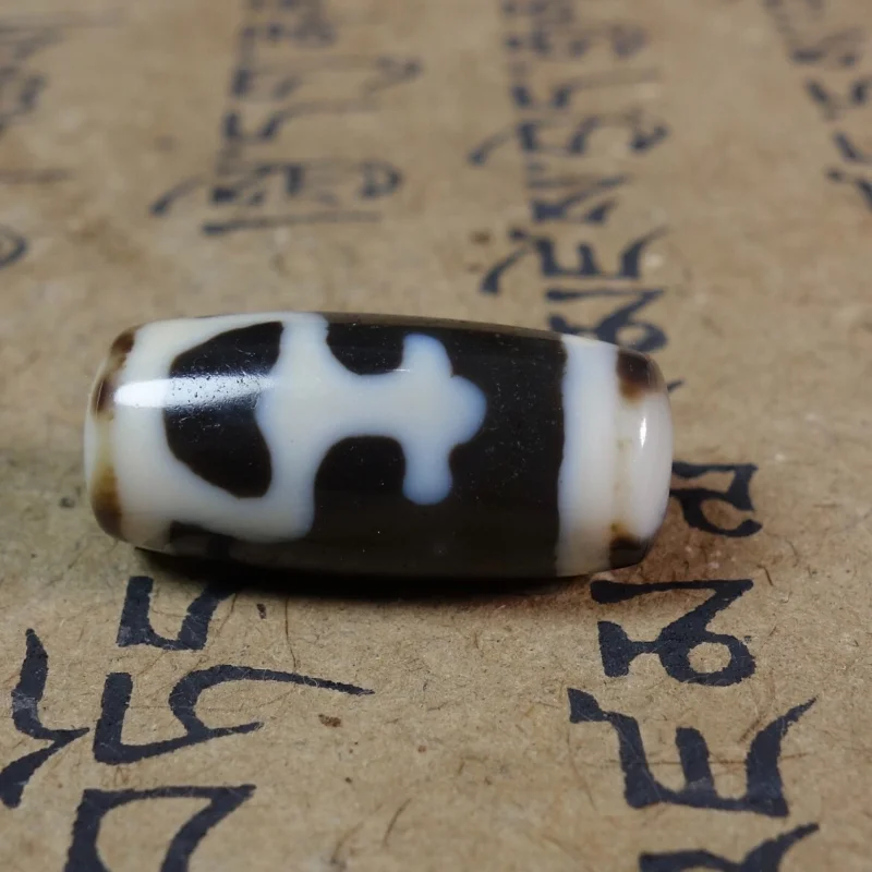 

High Oily Tibetan DZI Beads Old Agate Treasure Bottle Totem Amulet Pendant #3656