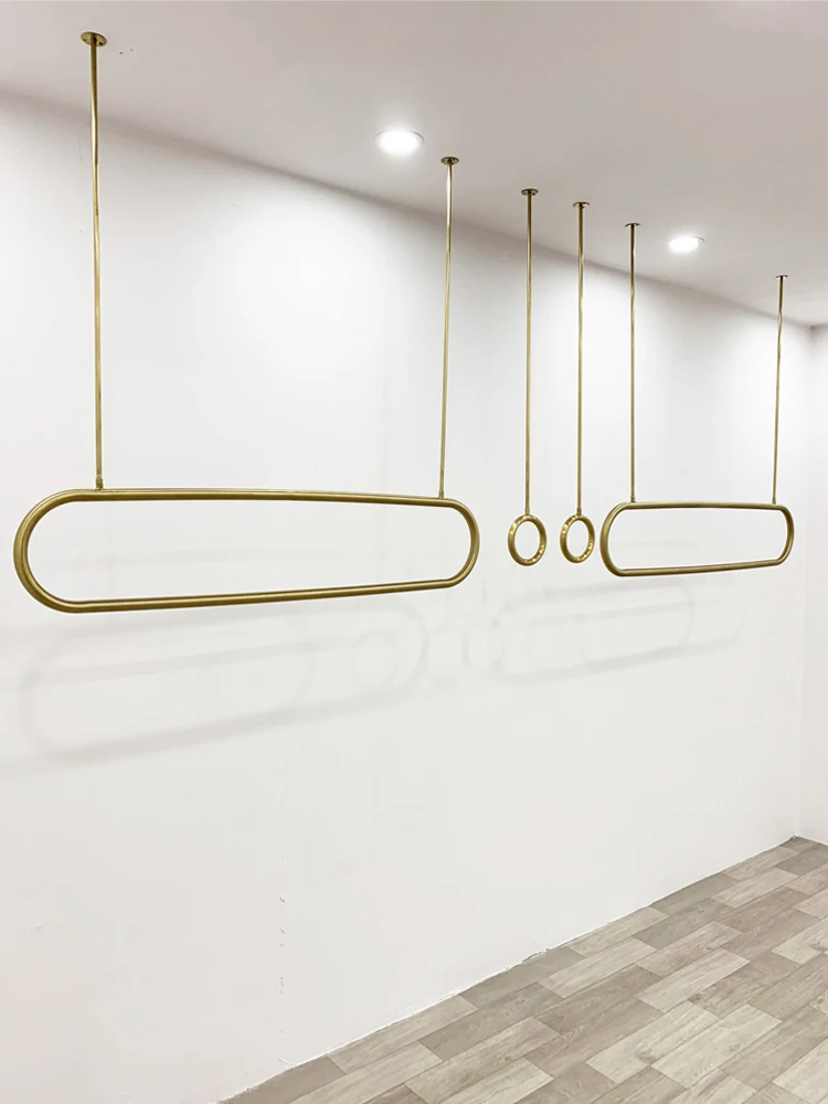 2024 Singapore Luxury Annular Clothing Store Display Rack Hanger Gold Ceiling Window Hanger Display Rings Stainless Steel Shelf