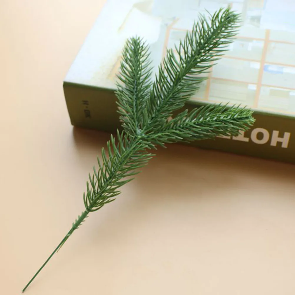 

30pcs Artificial Picks Plastic Needle Branches Craft Pine Stem Greenery Stems For Christmas Holiday Decorations