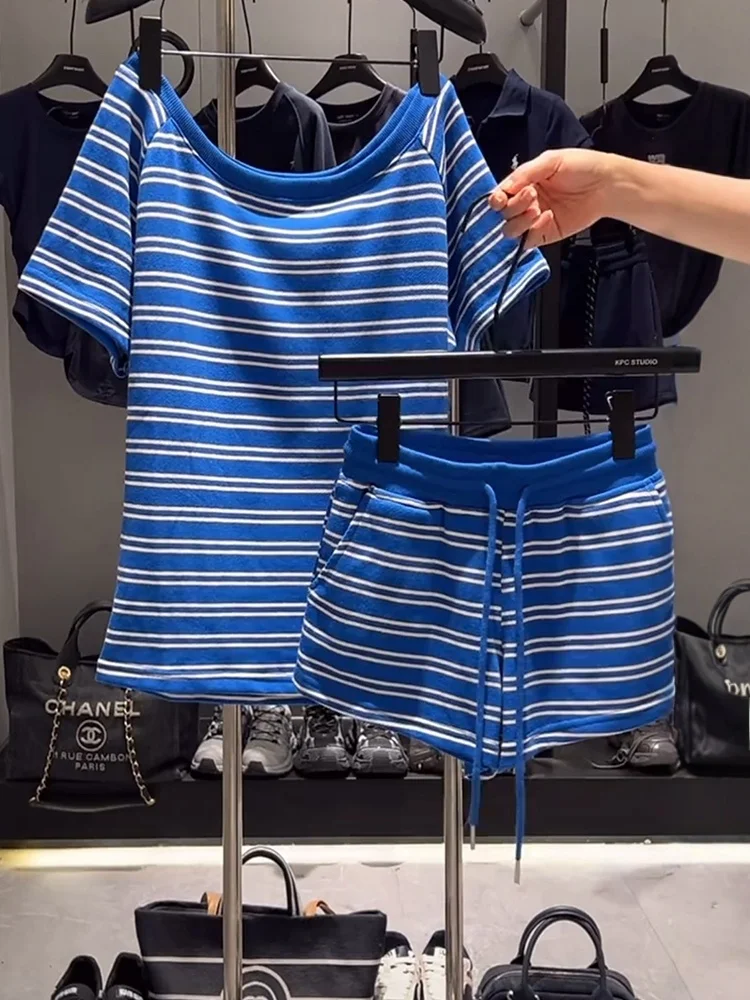 Conjunto de Verano a la Moda para Mujer, Camiseta de Manga Corta a Rayas Azules y Blancas, Pantalones Cortos Casuales Ajustados, Conjunto de Dos Piezas con Cuello Redondo
