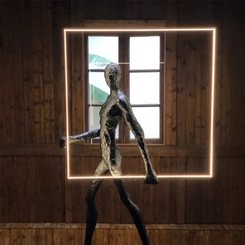 Creative humanoid sculpture floor-to-ceiling large ornament exhibition hall sales office abstract art ornament living room light